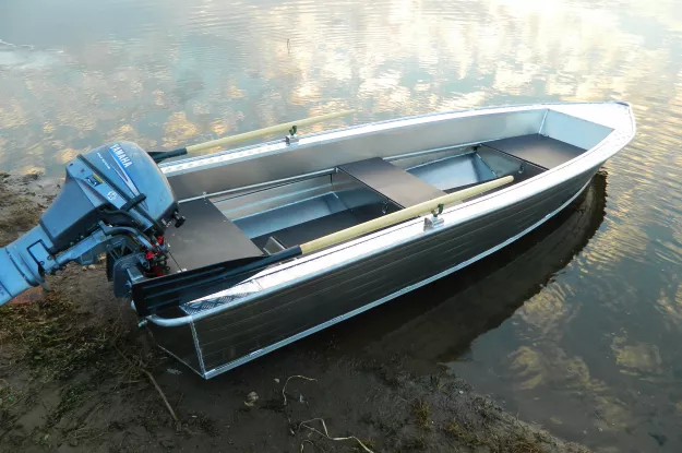 2 - Wyatboat 390 У 