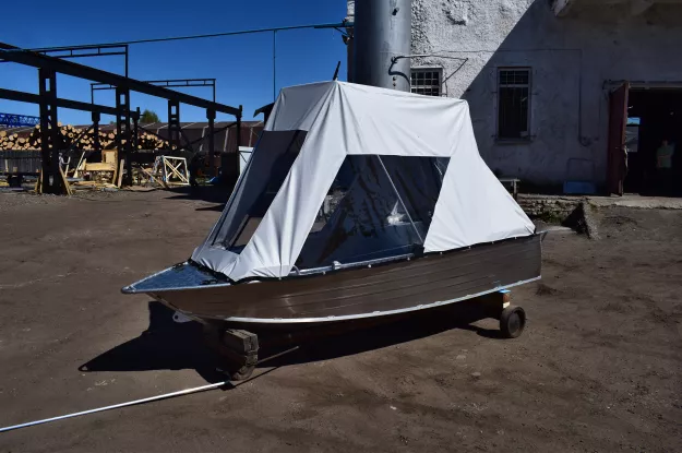 12 - Wyatboat 390 У 