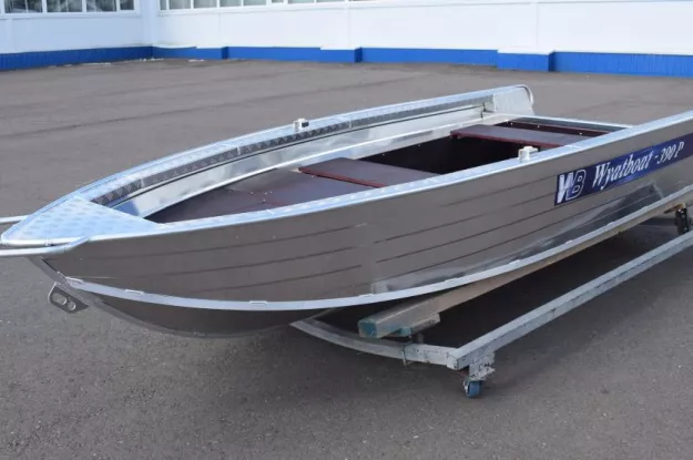 2 - Wyatboat-390Р Fish 