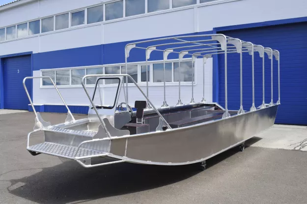 13 - Wyatboat-600 