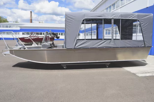 19 - Wyatboat-600 