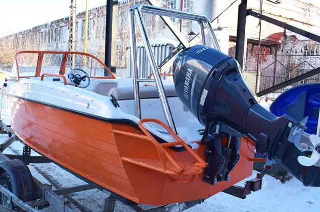 15 - Wyatboat-470 У 