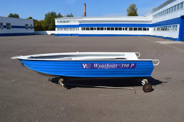 11 - Wyatboat-390Р Fish 