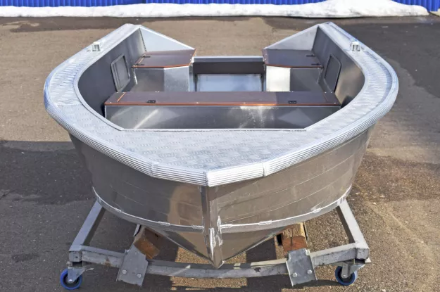 7 - Wyatboat-390 Р NEW (1) 
