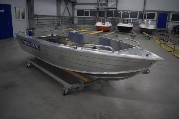 19 - Wyatboat-430 Р 