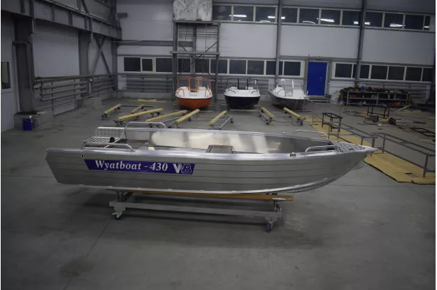 20 - Wyatboat-430 Р 