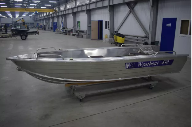 22 - Wyatboat-430 Р 