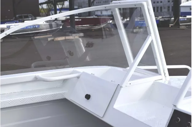 8 -  Wyatboat-390 Pro Увеличенный борт 