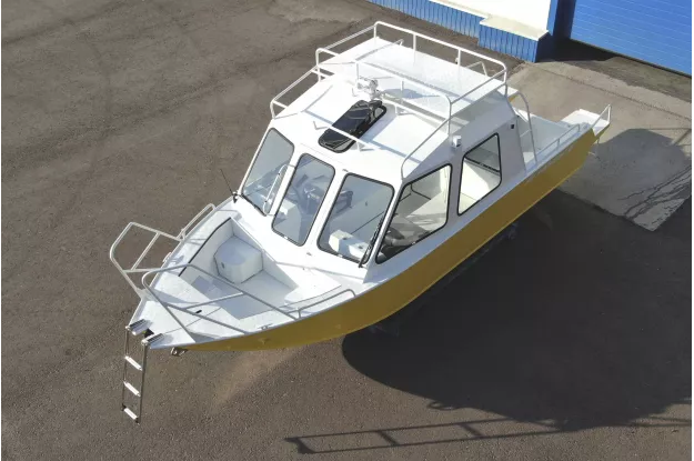 3 - Wyatboat-660 Cabin 
