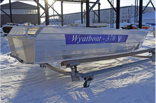 7 - Wyatboat-370 Р 