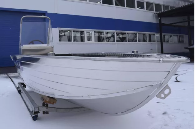 3 - Wyatboat-390 C 