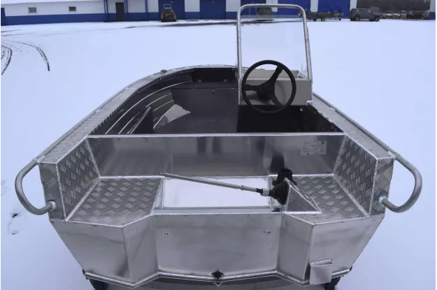 6 - Wyatboat-390 C 
