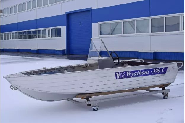 2 - Wyatboat-390 C 