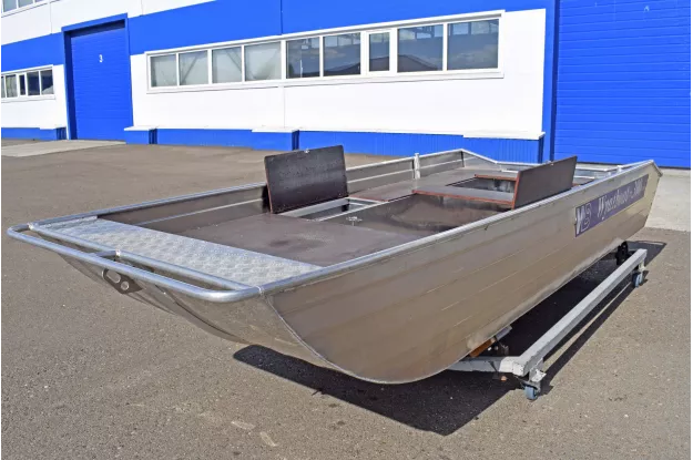 2 - Wyatboat-390 