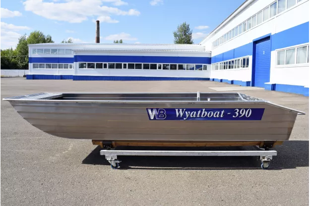 7 - Wyatboat-390 