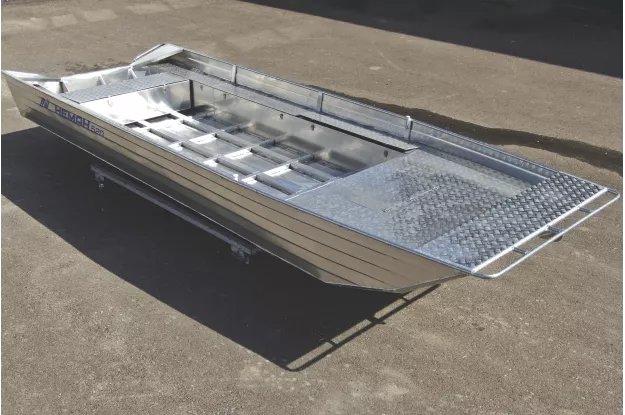 5 - Neman-520 Jonboat 