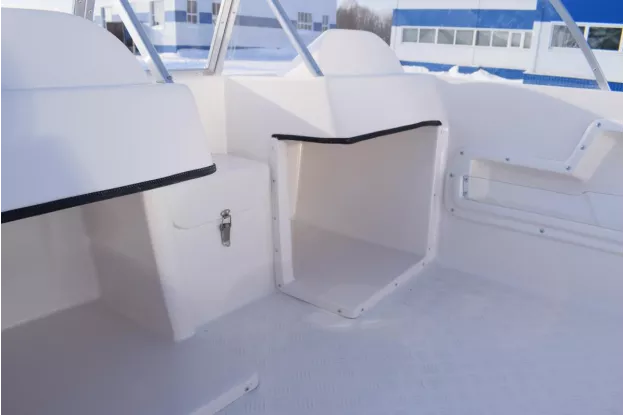 8 - Wyatboat-430М (килевая) 