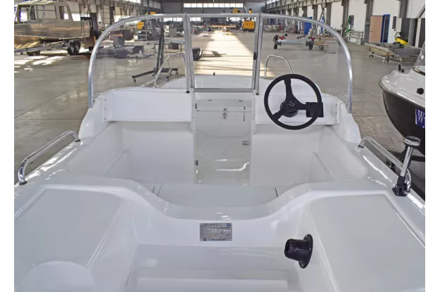 6 - Wyatboat-430 DCM 