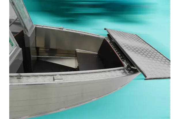 4 - Wyatboat-460 T DCM  
