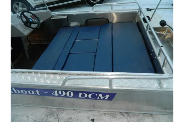 9 - Wyatboat-460 T DCM  