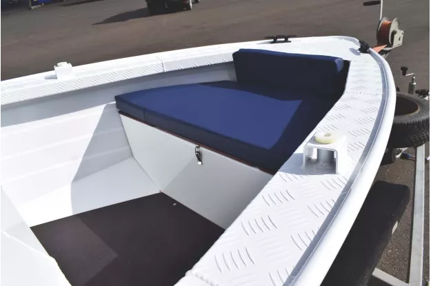 20 - Wyatboat-390 DCM 