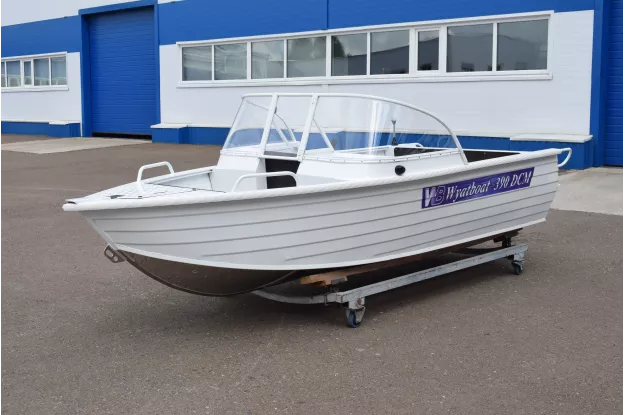 9 -  Wyatboat-390 DCM Увеличенный борт 
