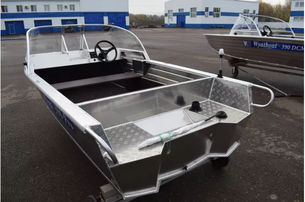 8 - Wyatboat-390 Pro 