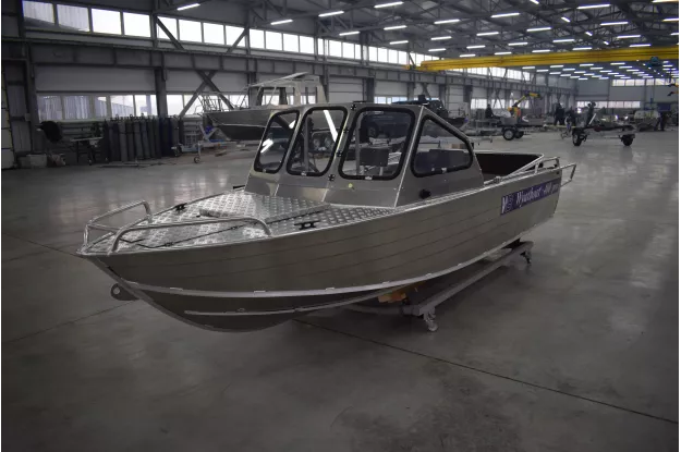 11 - Wyatboat-460 DCM PRO 