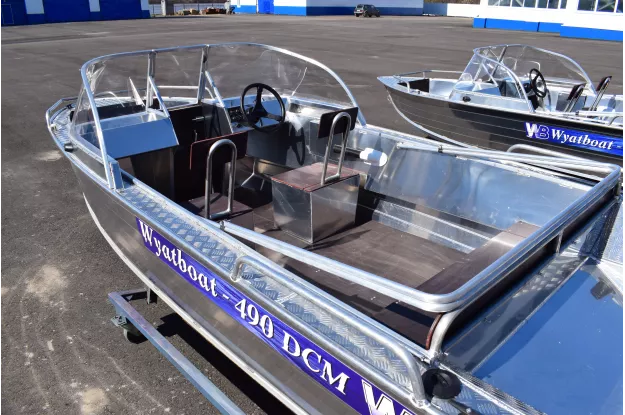 6 - Wyatboat-490 DCM 