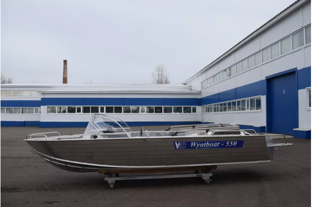 2 - Wyatboat-550 Pro 