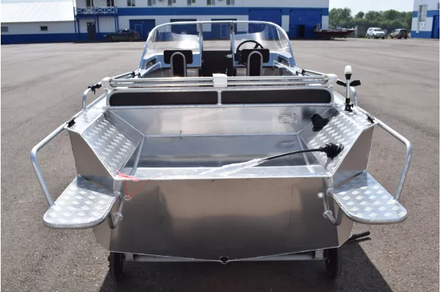 2 - Wyatboat-550 DCM 