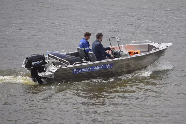 1 - Wyatboat-460 C 