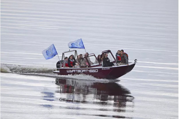 1 - Wyatboat-660 