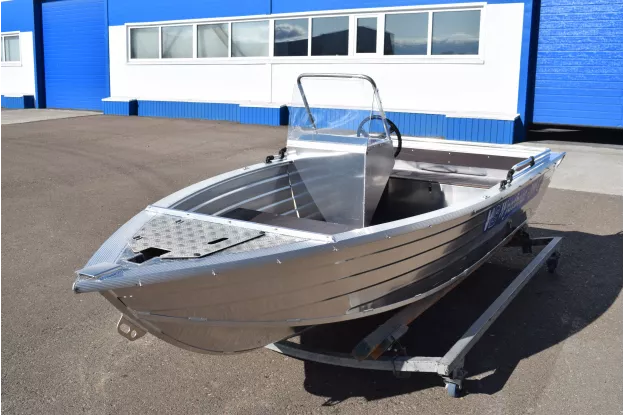 10 - Wyatboat-390 C 