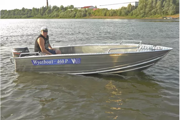 7 - Wyatboat-460 P 