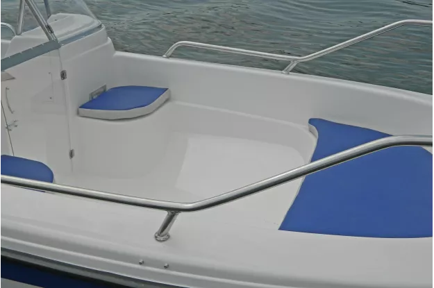 3 - Wyatboat-430 DCM (тримаран) 