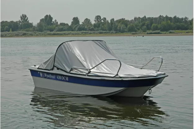 7 - Wyatboat-430 DCM (тримаран) 