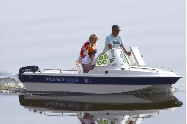 4 - Wyatboat-430 M (тримаран) 