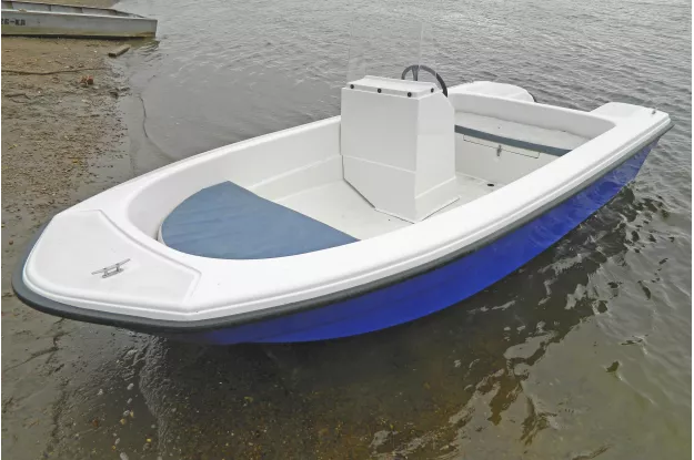 3 - Wyatboat 430 C 