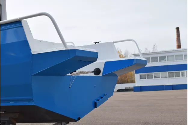 4 - Неман-500 (закрытая рубка) 