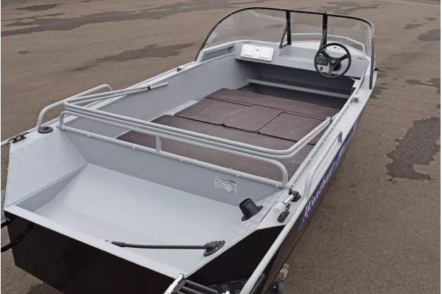 8 - Wyatboat-460 T Pro 