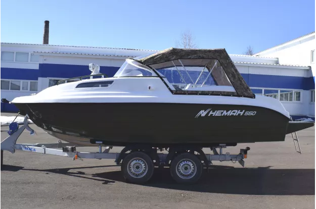 9 - Neman-550 (с каютой) 