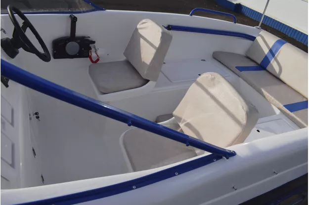 8 - Wyatboat-470 