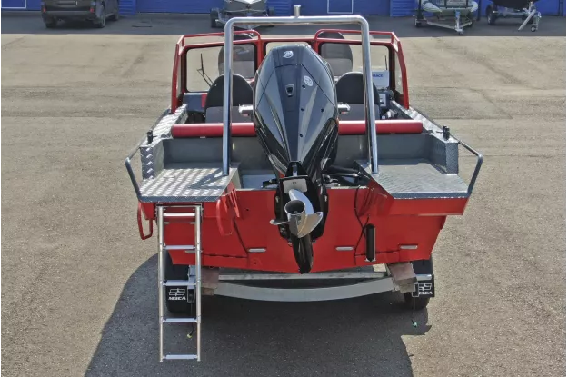 15 - Wyatboat-660 