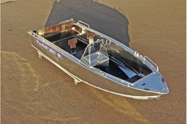 6 - Wyatboat-490 C 