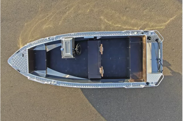 8 - Wyatboat-490 C 