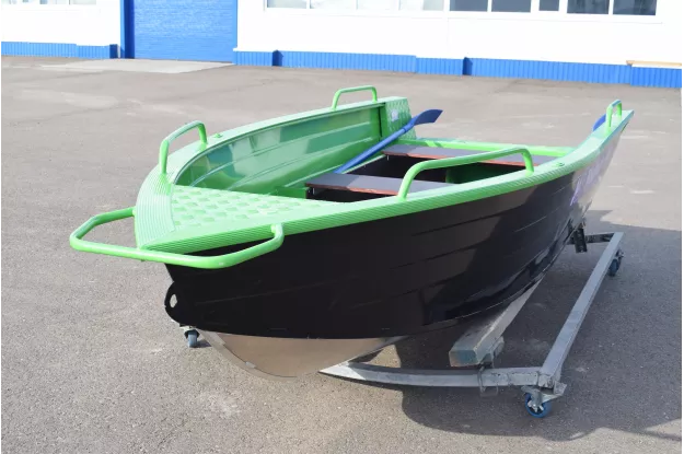 4 - Wyatboat-390Р Увеличенный борт 