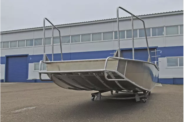 9 - Wyatboat-600 
