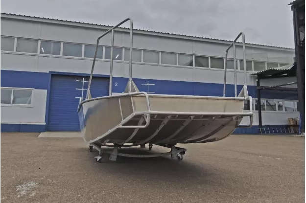 10 - Wyatboat-600 