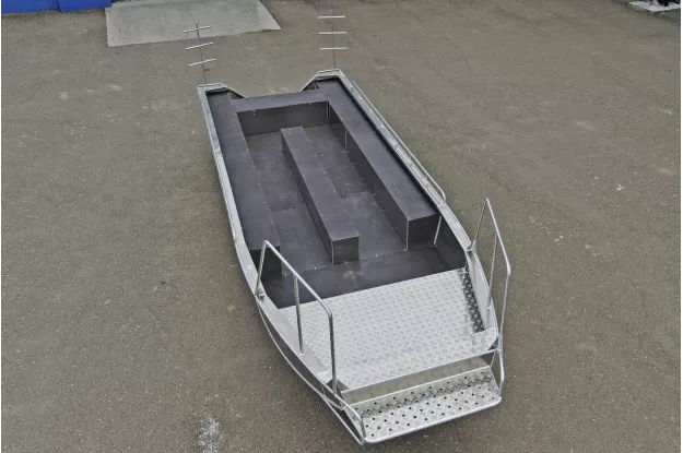 2 - Wyatboat-600 